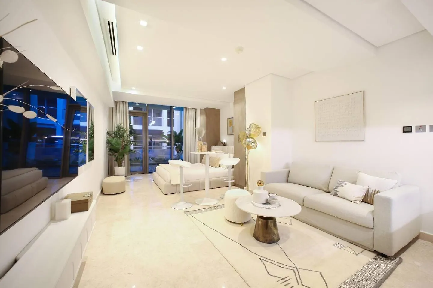 Appartamento Glamorous Studio! Walk To Burj Khalifasleep 3! Dubai