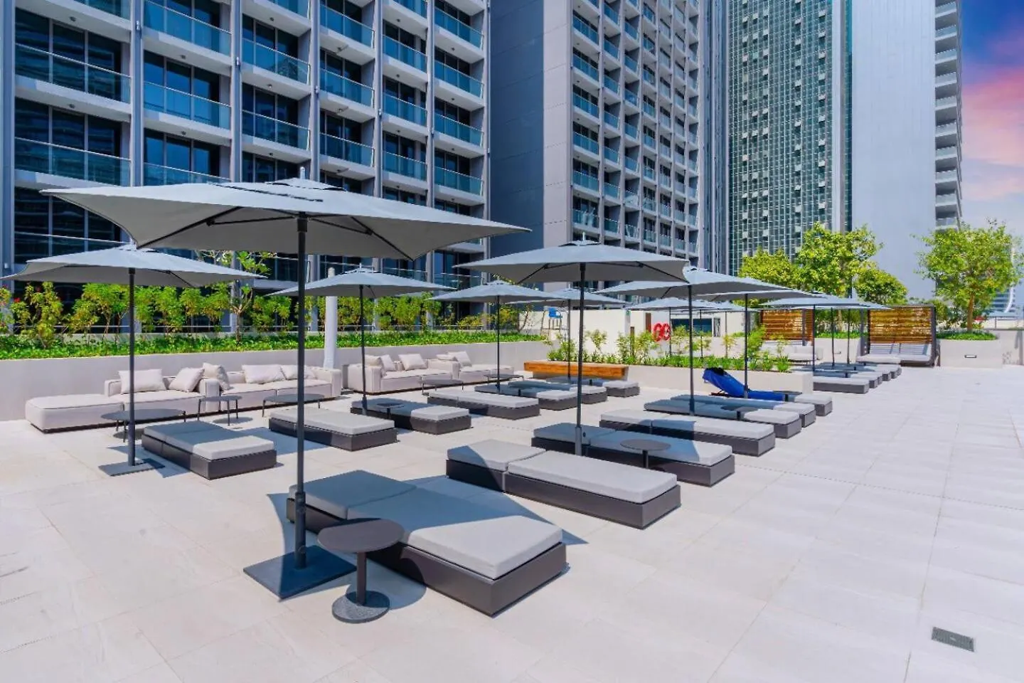Glamorous Studio! Walk To Burj Khalifasleep 3! Dubai